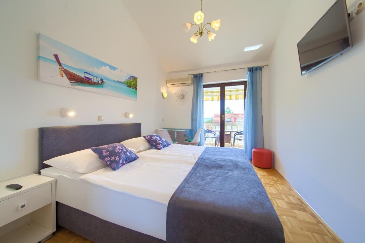 Villa Punta 1St Floor Punat Exterior photo